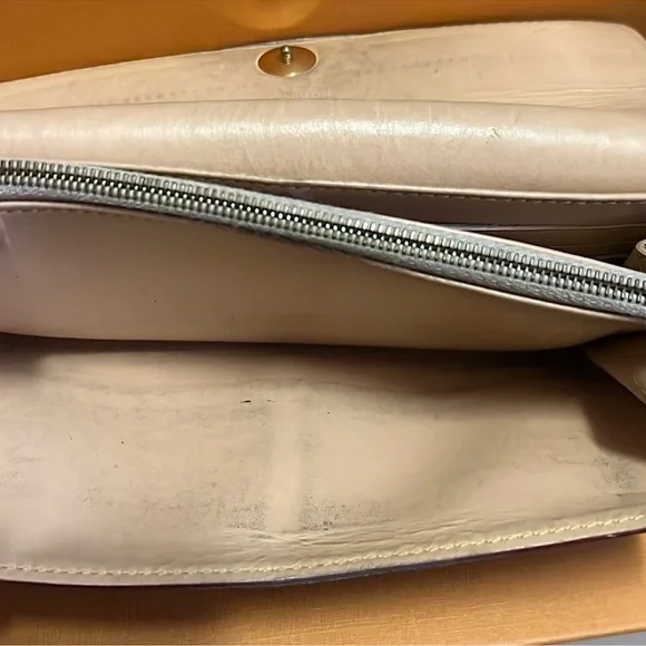 Louis Vuitton Murakami Sarah Wallet - Picture 15 of 16